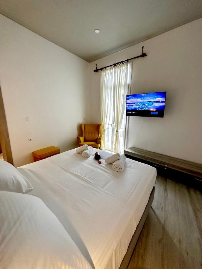 Travelers Luxury Suites, Studios & Apartments Corfu  المظهر الخارجي الصورة