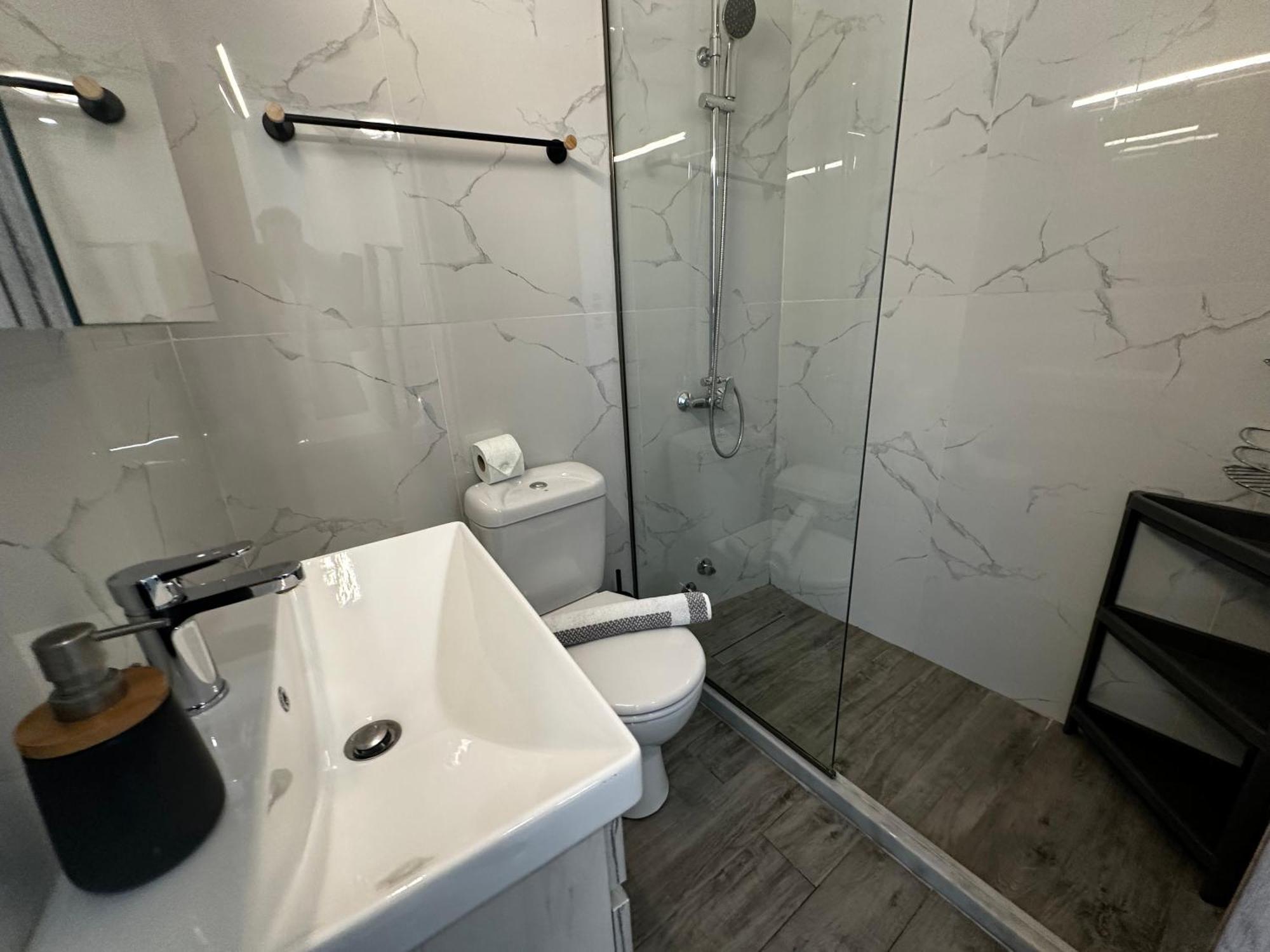 Travelers Luxury Suites, Studios & Apartments Corfu  المظهر الخارجي الصورة