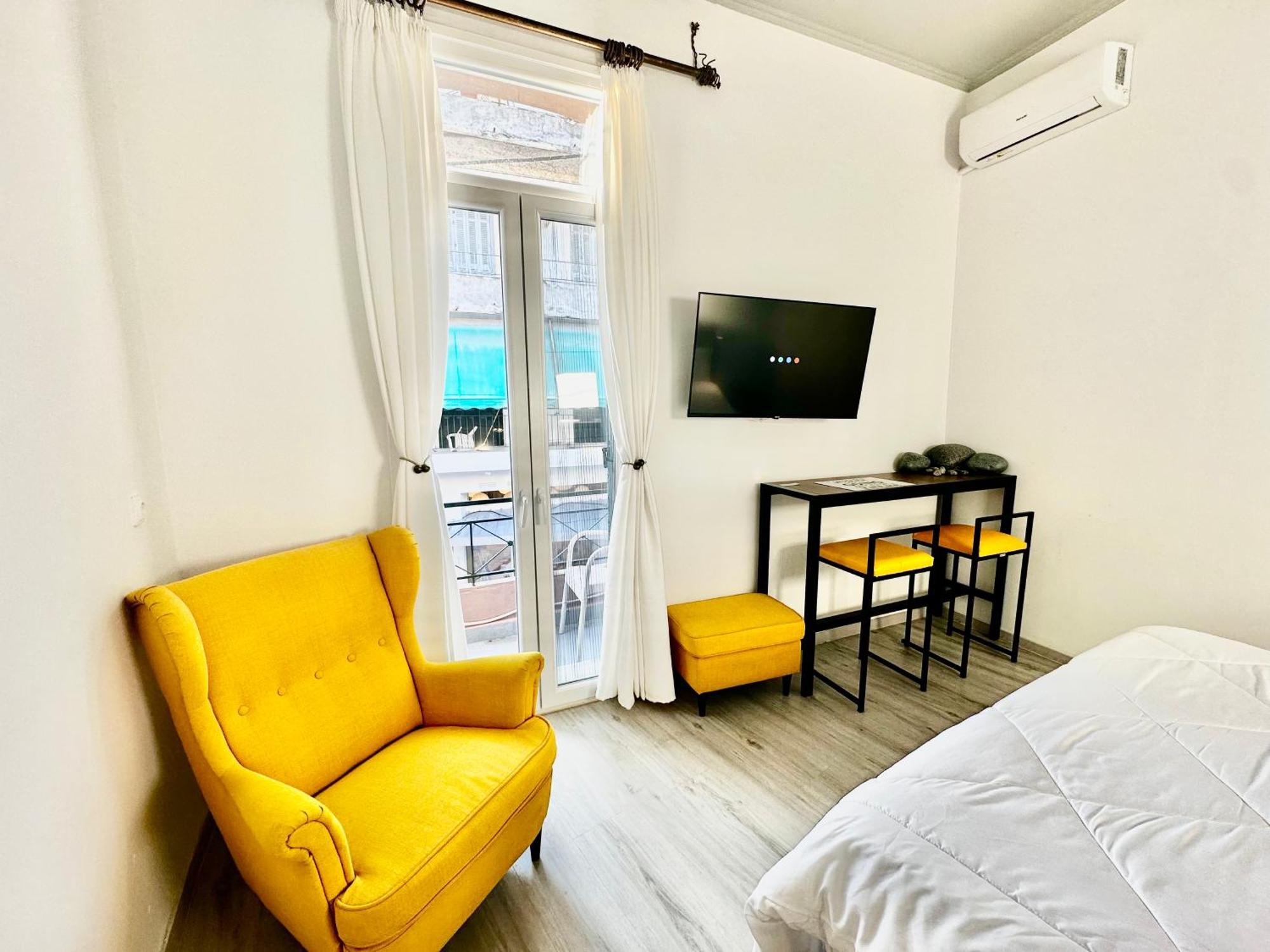 Travelers Luxury Suites, Studios & Apartments Corfu  المظهر الخارجي الصورة